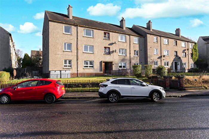 2 Bedroom Flat For Sale In Cairns Road, Cambuslang, Glasgow, South Lanarkshire, G72