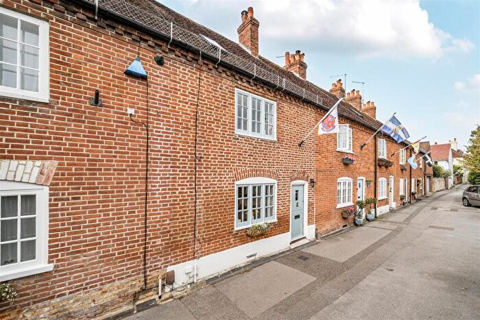 3 Bedroom Terraced House For Sale In Church Path, Titchfield Village, PO14