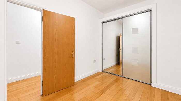 1 Bedroom Flat To Rent In Laugan Walk, London, SE17