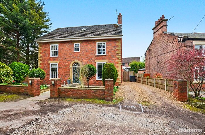 5 Bedroom Detached House For Sale In Ashton House, Runcorn, WA7