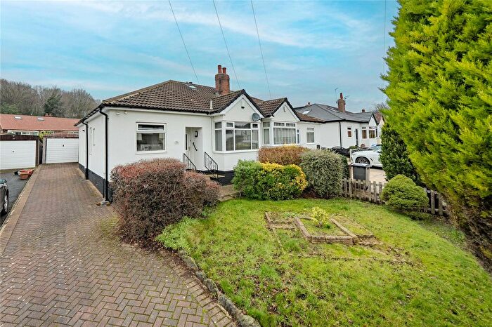 2 Bedroom Bungalow For Sale In Autumn Crescent, Horsforth, Leeds, West Yorkshire, LS18