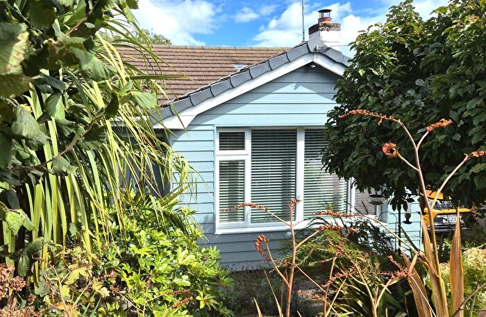 2 Bedroom Semi-Detached Bungalow For Sale In Pine Close, Brixham, TQ5