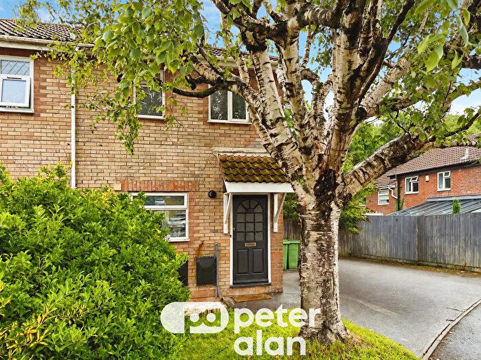 2 Bedroom Property To Rent In Pinecrest Drive, Cardiff, CF14