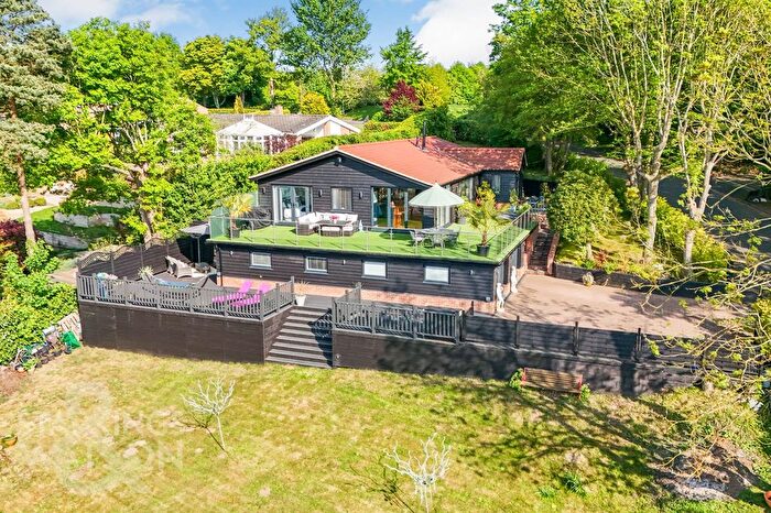 4 Bedroom Detached Bungalow For Sale In Woodland Drive, Bungay, NR35