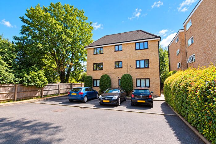 Studio For Sale In Harcourt Avenue, Wallington, SM6