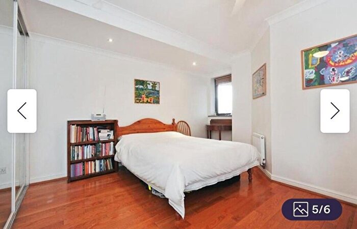 1 Bedroom Flat To Rent In Nine Elms Lane, London, SW8