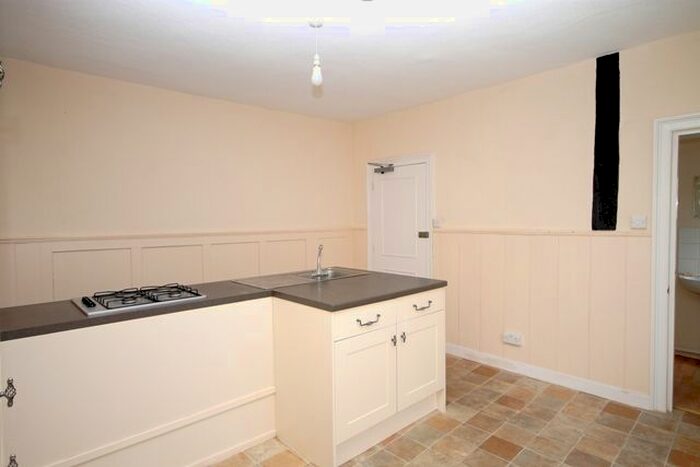 2 Bedroom Flat To Rent In Partridge Lane, Faversham, Kent ME13