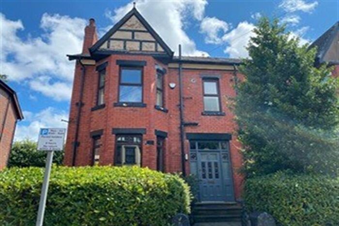 7 Bedroom Semi Detached House To Rent In Park Gate Avenue, Manchester, M20