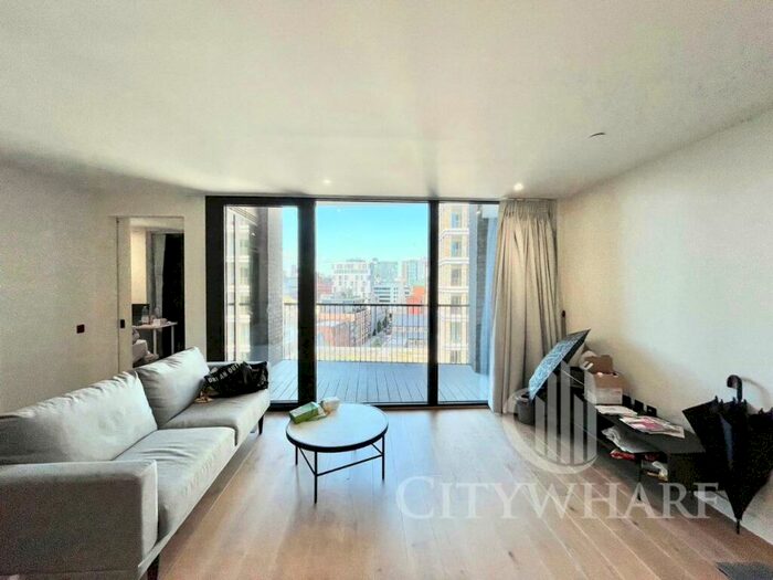 3 Bedroom Apartment To Rent In Emery Way, London, E1W