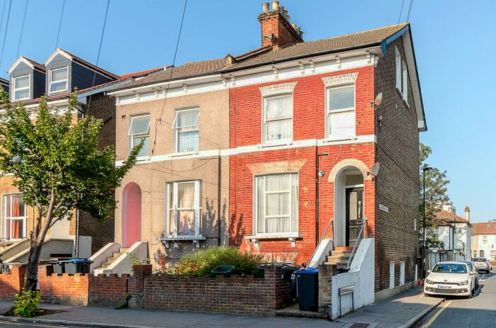 1 Bedroom Maisonette To Rent In Alexandra Road, Croydon, CR0