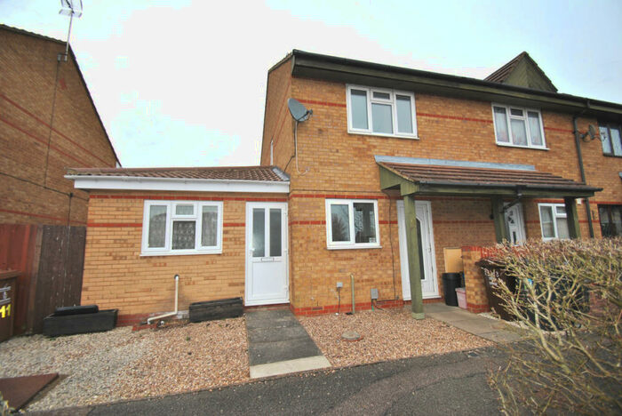 3 Bedroom End Of Terrace House To Rent In Bradman Way, Stevenage, SG1