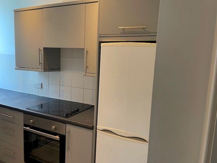 2 Bedroom Flat To Rent In Main Road, Fairlie, North Ayrshire, KA29