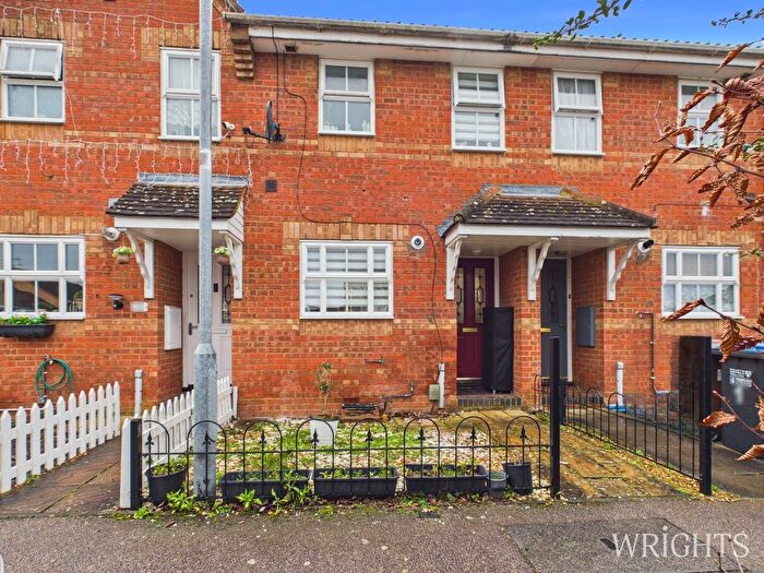 2 Bedroom Terraced House For Sale In Allen Court, Hatfield, AL10
