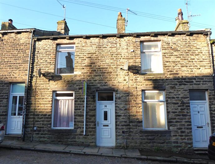 2 Bedroom Terraced House To Rent In Gibb Street, Cowling, BD22