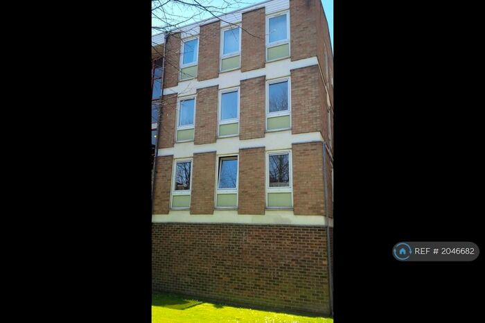 1 Bedroom Flat To Rent In Brockworth, Kingston Upon Thames, KT1