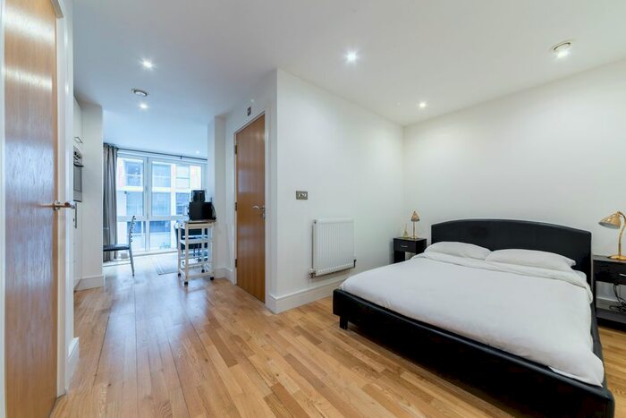 Studio To Rent In Indescon Square, Docklands, London, E14