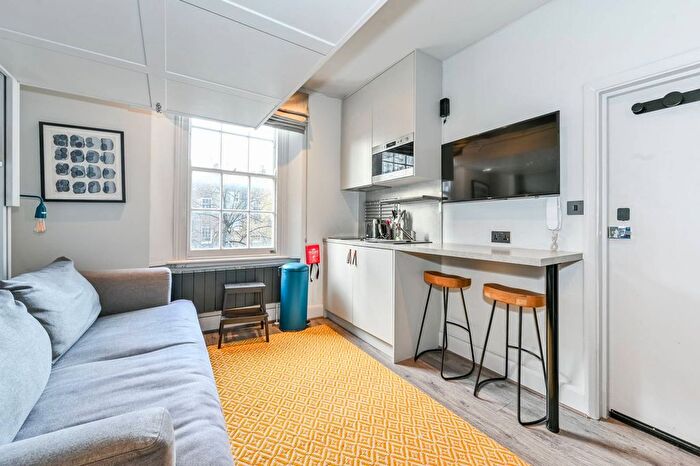 Studio To Rent In Oakley Square, Mornington Crescent, London, NW1