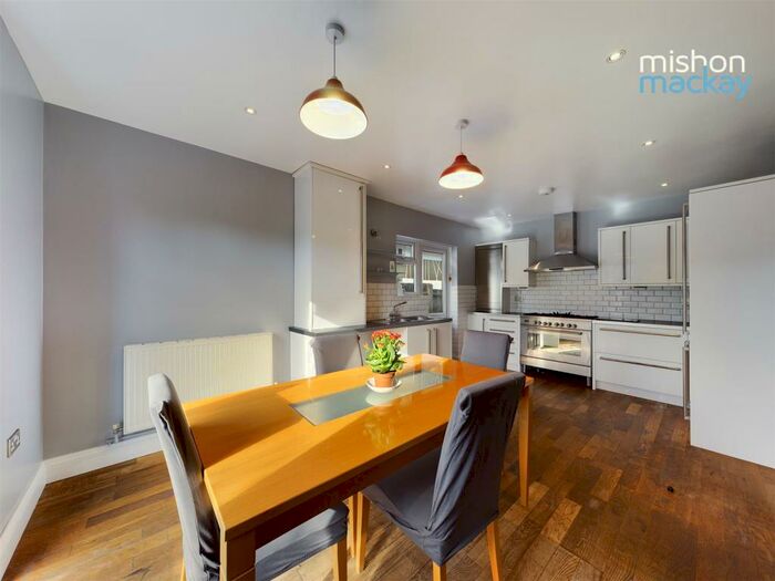 3 Bedroom Detached Bungalow To Rent In Edward Avenue, Saltdean, BN2