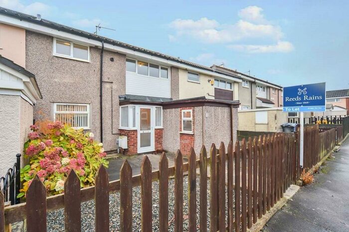 3 Bedroom Terraced House To Rent In Yatesbury Garth, Bransholme, Hull, East Yorkshire, HU7