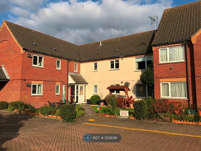 2 Bedroom Flat To Rent In Regents Court, North Walsham, NR28