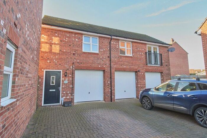 2 Bedroom Flat To Rent In Sansome Drive, Hinckley LE10