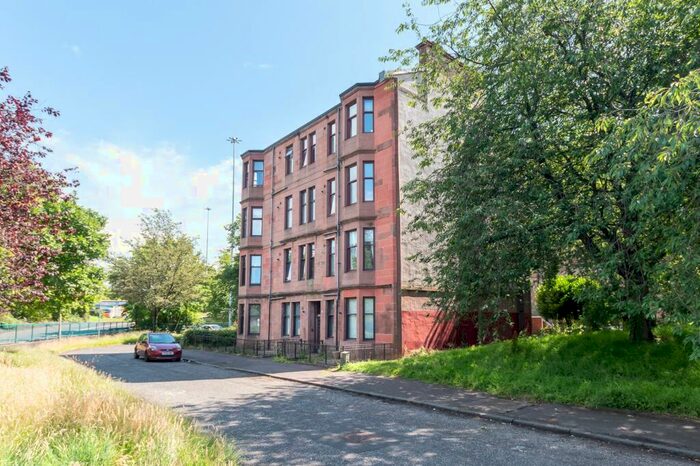 2 Bedroom Apartment To Rent In Balshagray Crescent, Flat /, Thornwood, Glasgow, G14