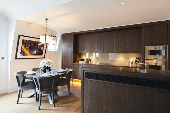 1 Bedroom Flat To Rent In Duke Street, London, W1K