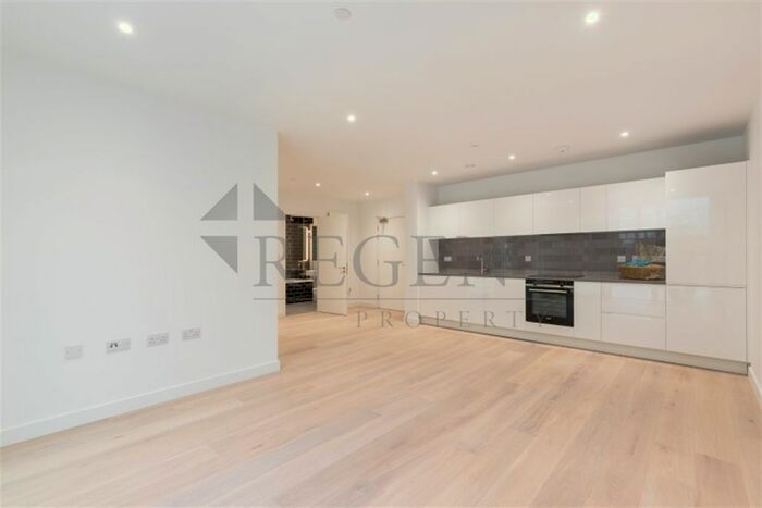 2 Bedroom Flat To Rent In Carrick House, Royal Crest Avenue, E16