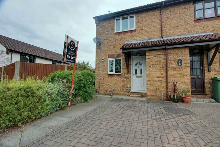2 Bedroom End Of Terrace House To Rent In Millstream Way, Leighton Buzzard, LU7