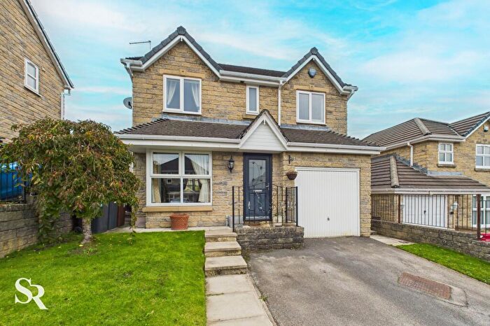 4 Bedroom Detached House For Sale In South Head Drive, Chapel-En-Le-Frith, SK23