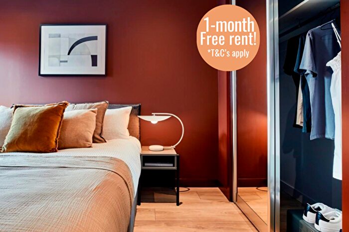 1 Bedroom Flat To Rent In Solasta Riverside, Clyde Place, Glasgow, G5