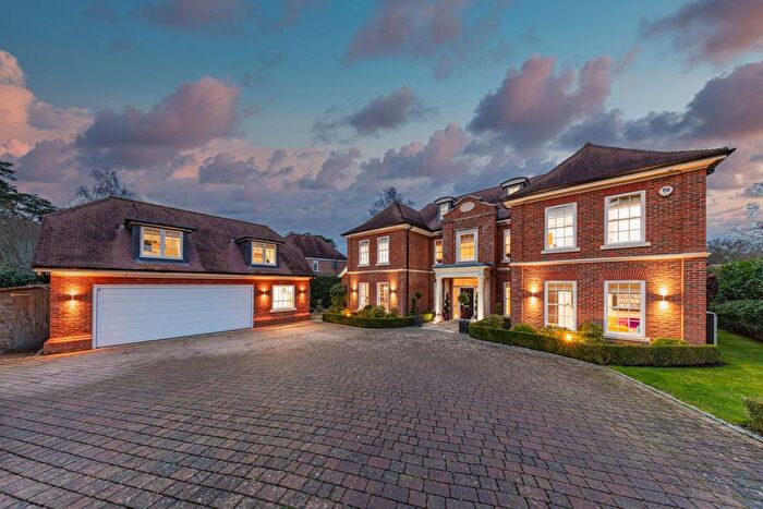 6 Bedroom Detached House For Sale In Brockenhurst Road, Ascot, Berkshire, SL5