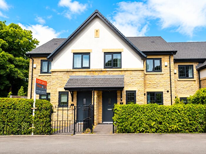 3 Bedroom Mews For Sale In Pennine Mews, Westhoughton, BL5