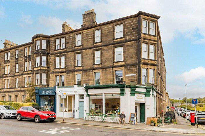 3 Bedroom Flat For Sale In / Inverleith Row, Inverleith, Edinburgh, EH3