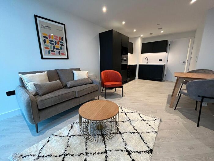 1 Bedroom Property To Rent In Trinity Way, Manchester, M3