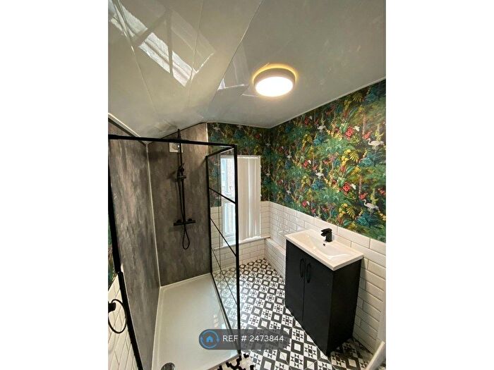 5 Bedroom Terraced House To Rent In Calton Avenue, Liverpool, L18