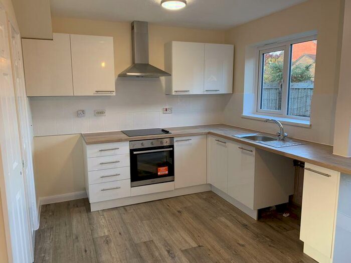 3 Bedroom Terraced House To Rent In Ormonds Close, Bristol, BS32