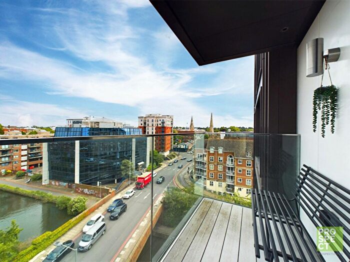 2 Bedroom Apartment To Rent In Verto, Kings Road, Reading, Berkshire, RG1
