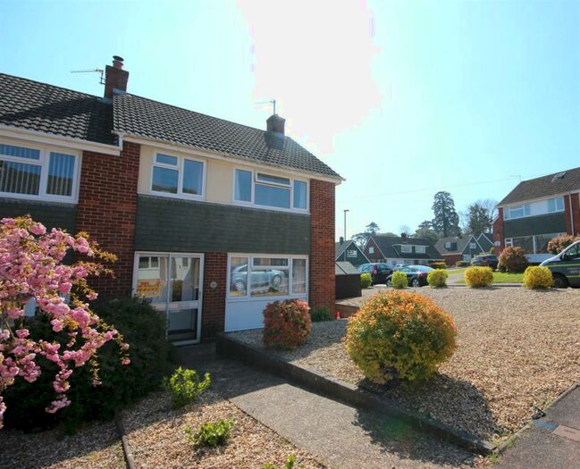 3 Bedroom End Of Terrace House To Rent In Woodbury View, Exeter, EX2