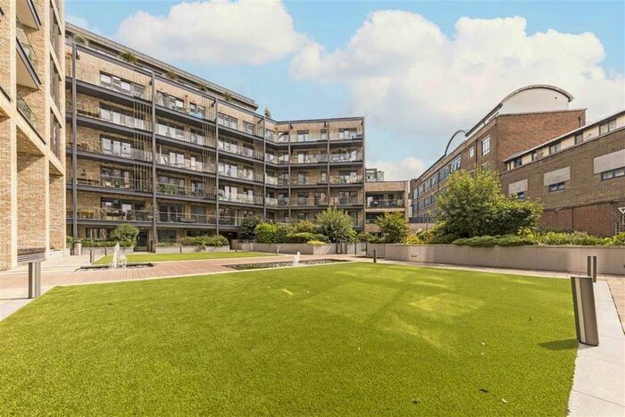 1 Bedroom Flat To Rent In The Grange, London, SE1