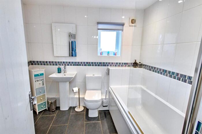 2 Bedroom Cottage For Sale In Tresaith, Cardigan, SA43