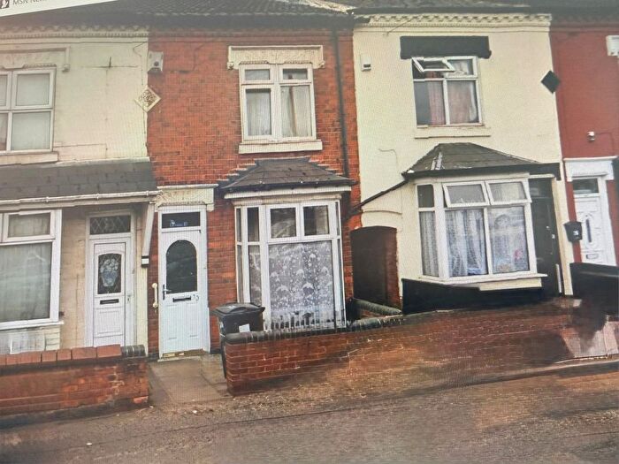 2 Bedroom Terraced House For Sale In Formans Road, Sparkhill, B11