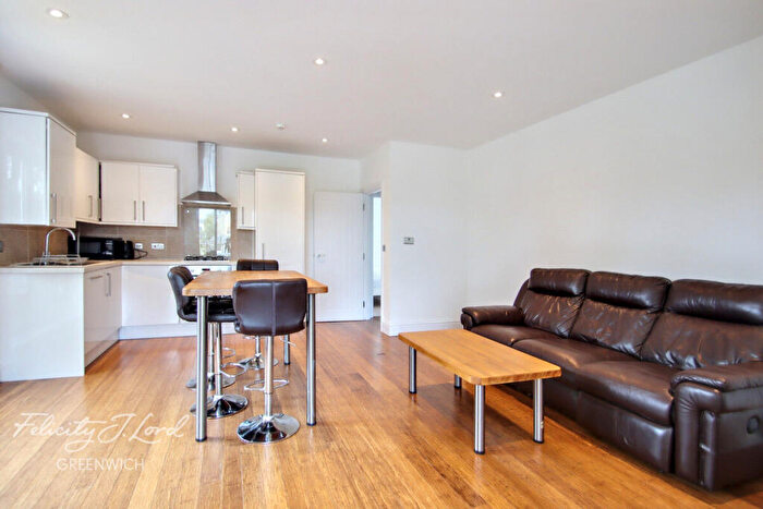 2 Bedroom Apartment To Rent In Bush Road, London, SE8