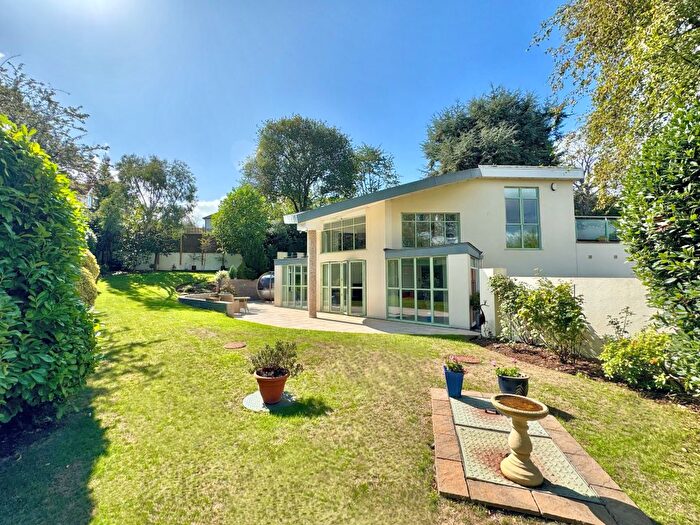 5 Bedroom Detached House For Sale In Cranford Avenue, Exmouth, EX8
