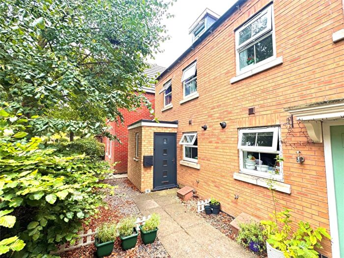 3 Bedroom Semi Detached House For Sale In New Swan Close, Witham St. Hughs, Lincoln, Lincolnshire, LN6