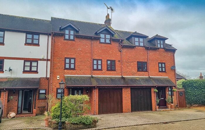 3 Bedroom Terraced House To Rent In Coppercourt Leaze, Wimborne, BH21