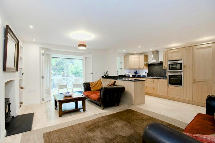 2 Bedroom Flat To Rent In Regents Park Road, Primrose Hill, NW1