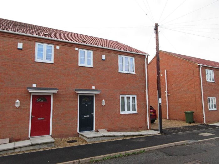 3 Bedroom Semi-Detached House To Rent In New Drove, Wisbech, PE13