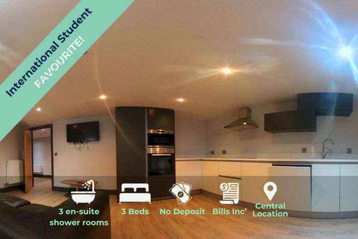 3 Bedroom Apartment To Rent In Hoods Hideout, - Houndsgate, NG1