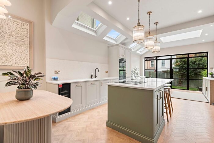 4 Bedroom Terraced House For Sale In Eswyn Road, SW17